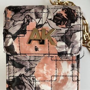 Anne Klein Crossbody Purse Mobile Phone Bag Gold Chain Strap Detail